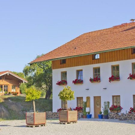 Отель Hormannhof Linden  Экстерьер фото